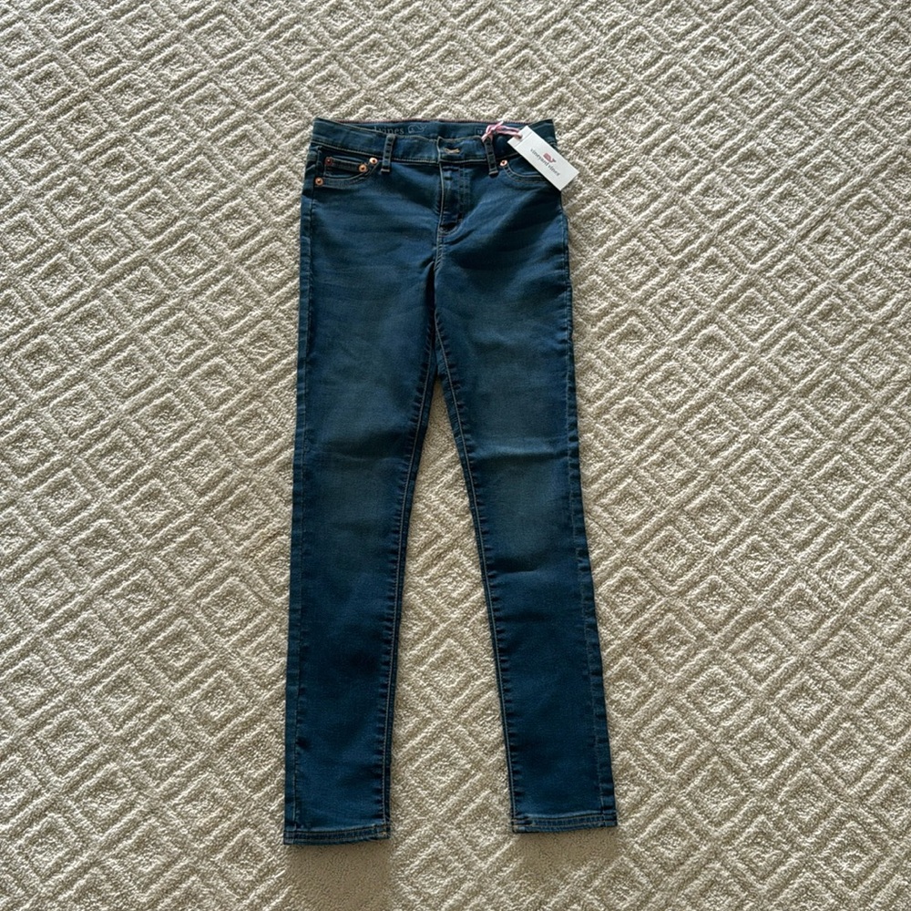 Girls. Indigo jeans